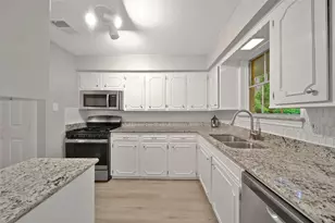 24931 Hickory Hill Rd, Spring, TX 77380 - Photo 6