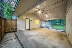 24931 Hickory Hill Rd, Spring, TX 77380 - Photo 32