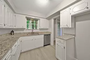 24931 Hickory Hill Rd, Spring, TX 77380 - Photo 8