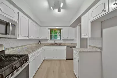 24931 Hickory Hill Road, Spring, TX 77380 - Photo 6