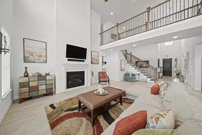 4702 Llano Loop, Sugar Land, TX 77479 - Photo 10