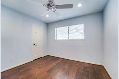 226 Squires Bend, Stafford, TX 77477 - Photo 14