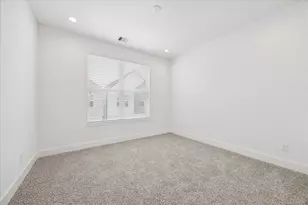 1824 W Tidwell Rd, Houston, TX 77091 - Photo 30