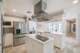 1007 Arrow Hill Rd, Houston, TX 77077 - Photo 12