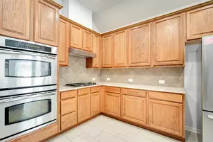 9323 Hillhaven Ct, Rosenberg, TX 77469 - Photo 10