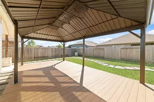 11707 Rosehall Reach Ln, Tomball, TX 77377 - Photo 4