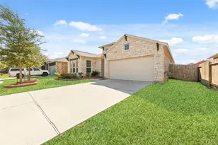 11707 Rosehall Reach Ln, Tomball, TX 77377 - Photo 2