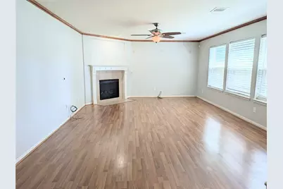 2716 Park Falls Drive, Pearland, TX 77584 - Photo 4