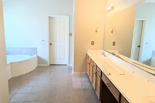 2716 Park Falls Dr, Pearland, TX 77584 - Photo 12