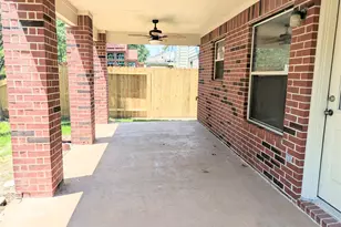 2716 Park Falls Dr, Pearland, TX 77584 - Photo 18