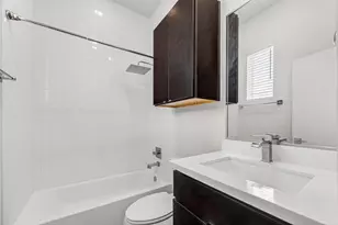 3127 Leeland St, Houston, TX 77003 - Photo 32