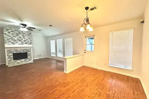 3002 Summerfield Ridge Ct, Sugar Land, TX 77498 - Photo 6