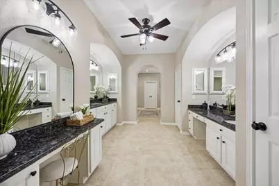 7535 Guinevere Drive, Sugar Land, TX 77479 - Photo 4