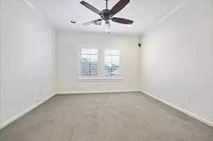 2215 Nantucket Dr, Houston, TX 77057 - Photo 18