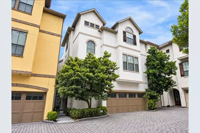 2215 Nantucket Drive #C, Houston, TX 77057 - Photo 1