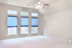 2711 Imperial Grove Ln, Conroe, TX 77385 - Photo 6