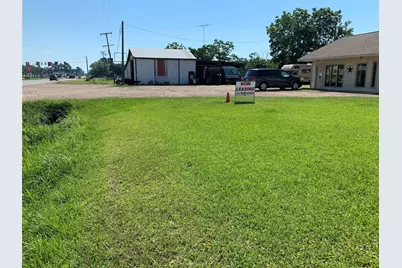 2214 N Main Street, Liberty, TX 77575 - Photo 2