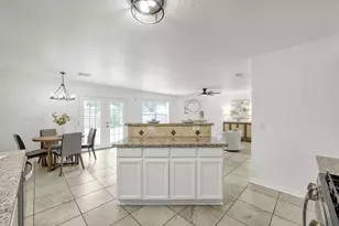 17602 S Summit Canyon Dr, Houston, TX 77095 - Photo 14