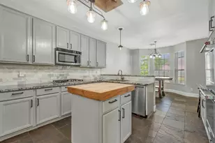 2503 Sarasota Dr, Friendswood, TX 77546 - Photo 12