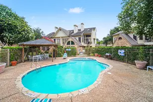2425 Holly Hall St, Houston, TX 77054 - Photo 10