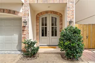 5634 Kiam St, Houston, TX 77007 - Photo 1