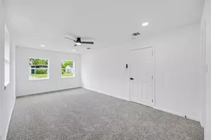 4114 Tavenor Ln, Houston, TX 77047 - Photo 22