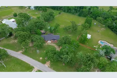 8 Riverwood Lane, Hempstead, TX 77445 - Photo 36