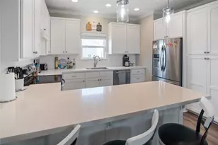 861 Wommack, Crystal Beach, TX 77650 - Photo 28