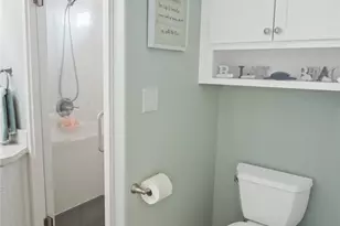 861 Wommack, Crystal Beach, TX 77650 - Photo 34