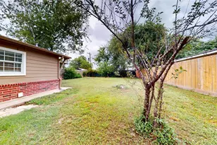 8201 Tareyton Ln, Houston, TX 77075 - Photo 34