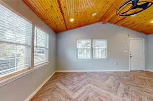 8201 Tareyton Ln, Houston, TX 77075 - Photo 10