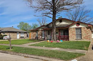 11322 Grayling Ln, Houston, TX 77067 - Photo 2