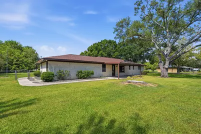 16111 Clarence Street, Needville, TX 77461 - Photo 34