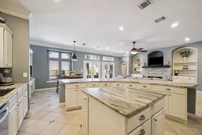 11510 Pecan Canyon Court, Tomball, TX 77377 - Photo 8