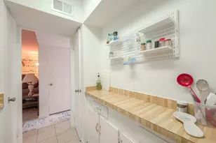 2201 Fountain View Dr, Houston, TX 77057 - Photo 20