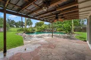 2905 Borden Cir, El Campo, TX 77437 - Photo 24
