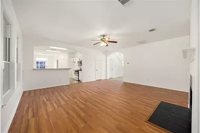 19226 Crescent Pass Drive, Tomball, TX 77375 - Photo 8