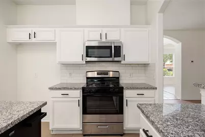 19226 Crescent Pass Drive, Tomball, TX 77375 - Photo 12
