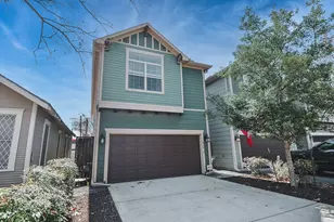 814 W 26th St, Houston, TX 77008 - Photo 1