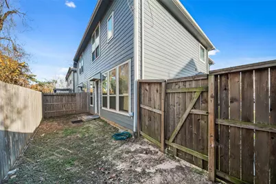 708 Ivory Manor Drive, Houston, TX 77018 - Photo 24