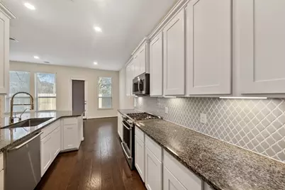 708 Ivory Manor Drive, Houston, TX 77018 - Photo 6