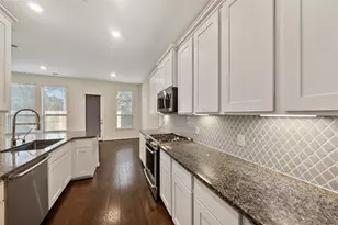 708 Ivory Manor Dr, Houston, TX 77018 - Photo 6
