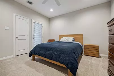 615 W 24th Street, Houston, TX 77008 - Photo 16