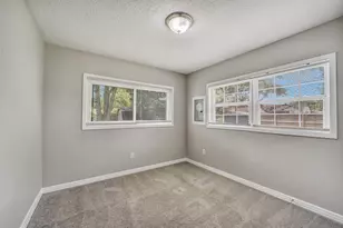 312 S Utah St, La Porte, TX 77571 - Photo 22