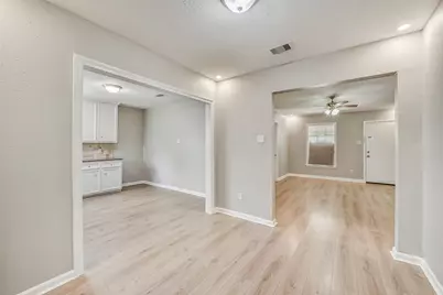 312 S Utah Street, La Porte, TX 77571 - Photo 6