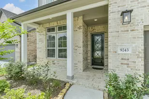 9243 Trimble Lndg Dr, Tomball, TX 77375 - Photo 2