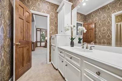 2306 Pinefield Lane, Houston, TX 77063 - Photo 36