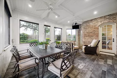 2306 Pinefield Lane, Houston, TX 77063 - Photo 40
