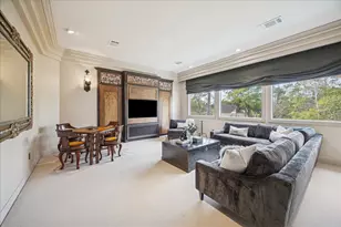 6 Mott Ln, Houston, TX 77024 - Photo 28