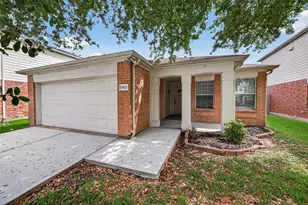 14922 Sugar Sweet Dr, Sugar Land, TX 77498 - Photo 6